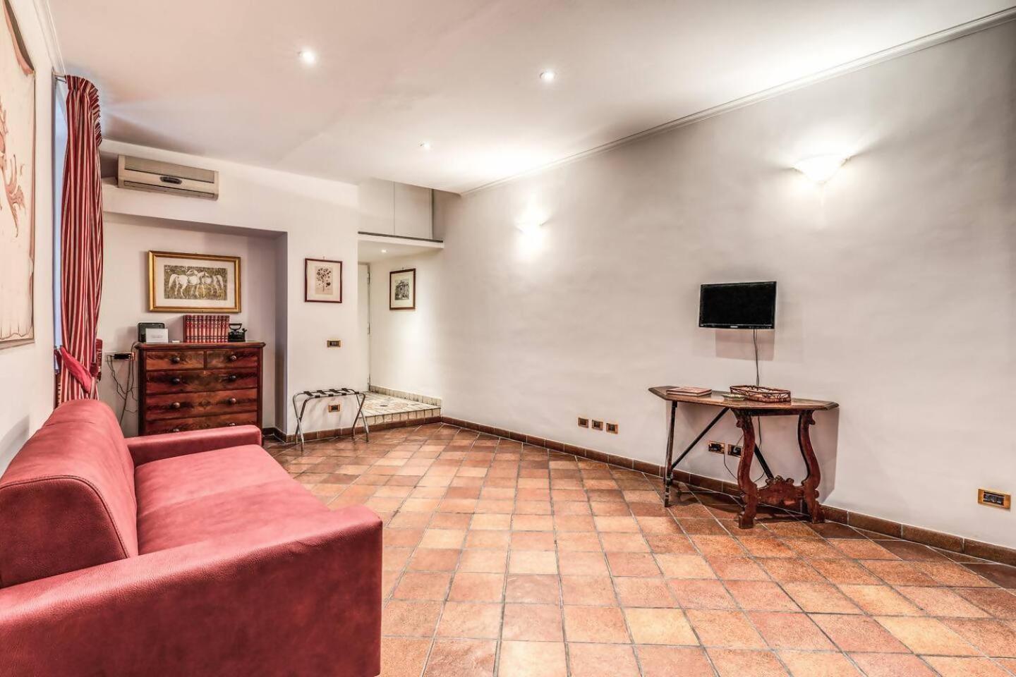 Cozy Flat In Trevi Fountain Apartment Рим Екстериор снимка